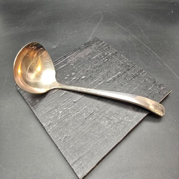 1881 Rogers Oneida Silver Plated Soup Ladle Ornate Handle Design Vintage HS270 - Picture 3 of 7